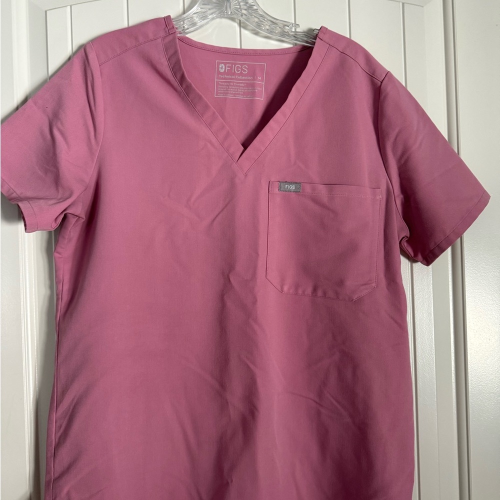 Figs Chalk Pink Catarina Top